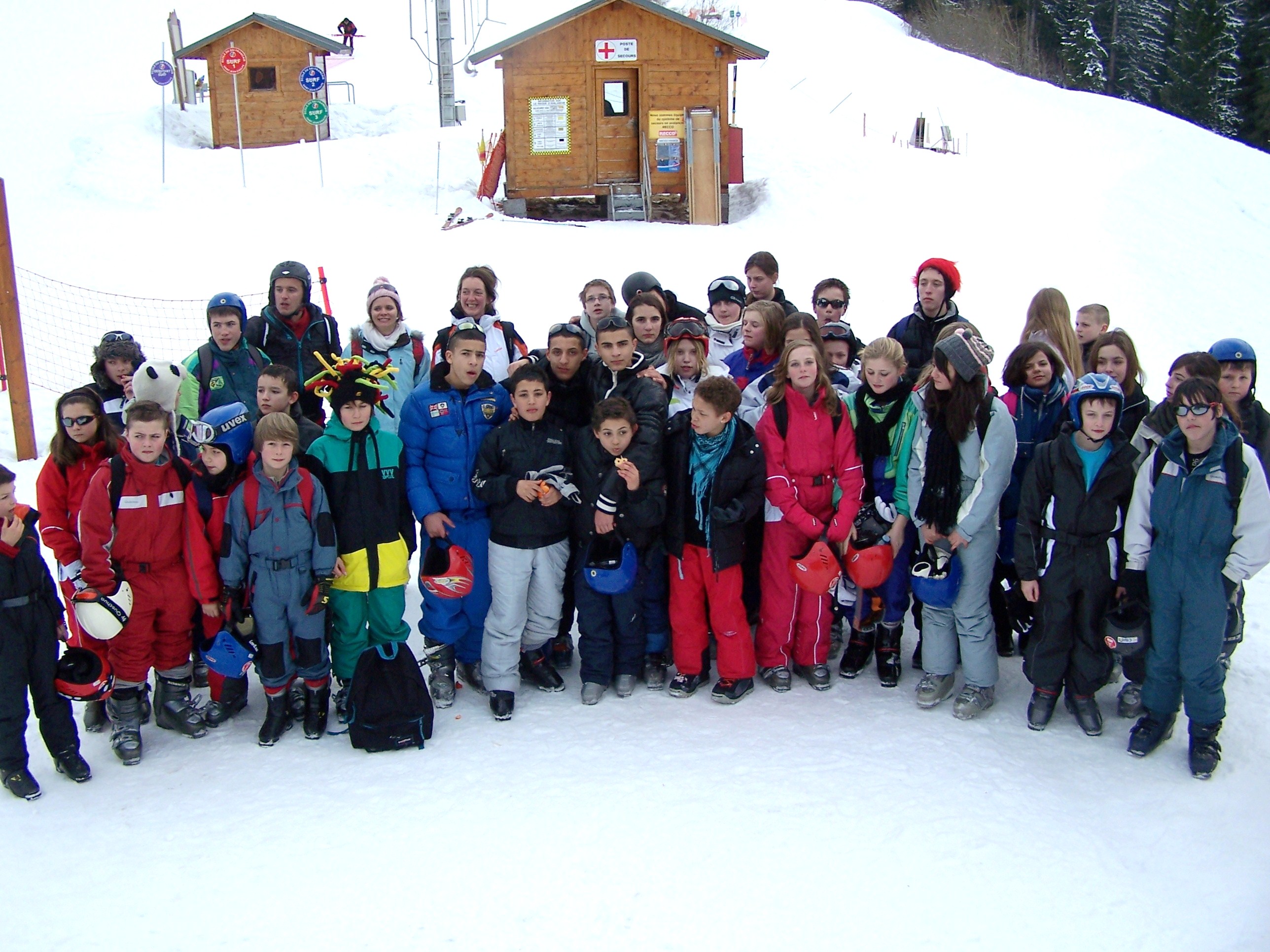 Ski tout schuss pour 51 jeunes et 7 animateurs / trices